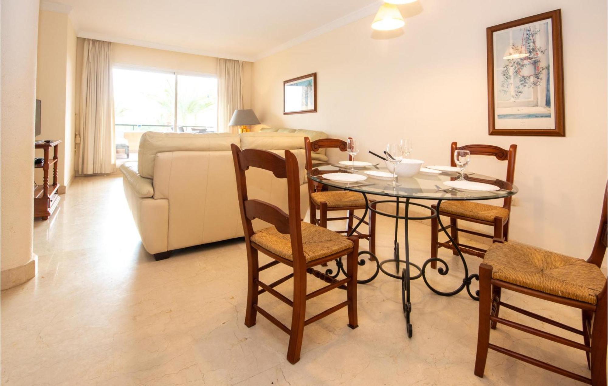 Beautiful Apartment In Marbella-Elviria Exterior foto
